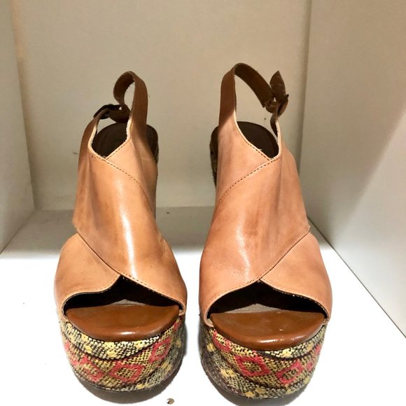 Steve Madden Wedges Size 8.5 - Picture 4 of 4